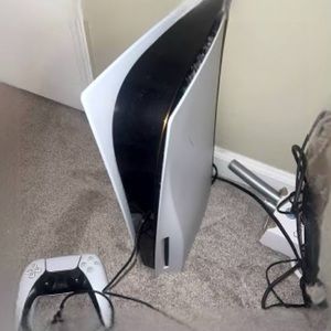 ps5 im trying to get it gone dont want it anymore used like new